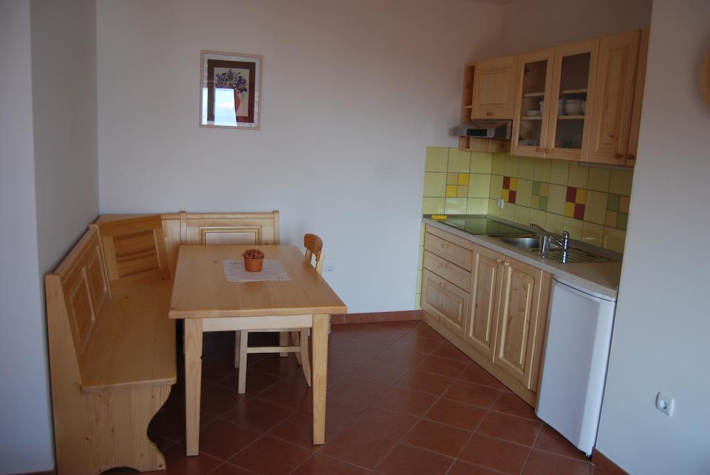 Apartments Organic Tourist Farm Jeglijenk Sentjanz pri Dravogradu Bilik gambar