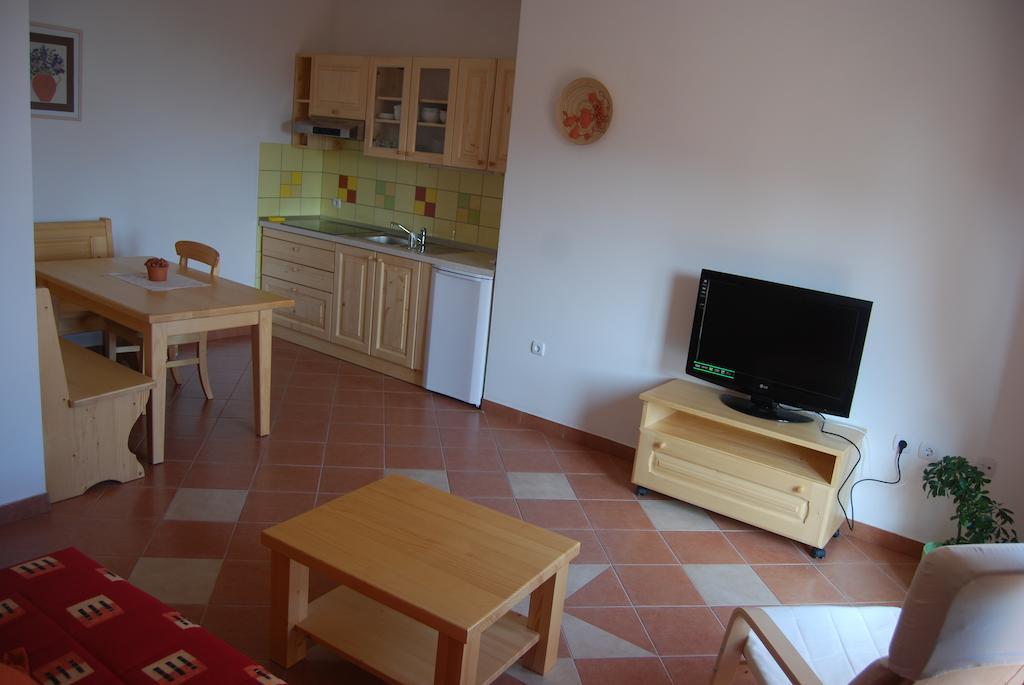 Apartments Organic Tourist Farm Jeglijenk Sentjanz pri Dravogradu Bilik gambar